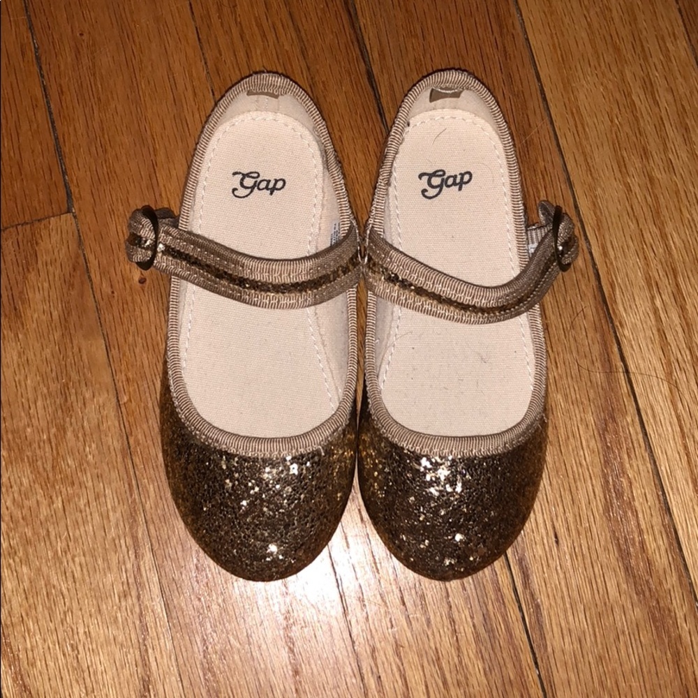 Gap gold glitter shoes